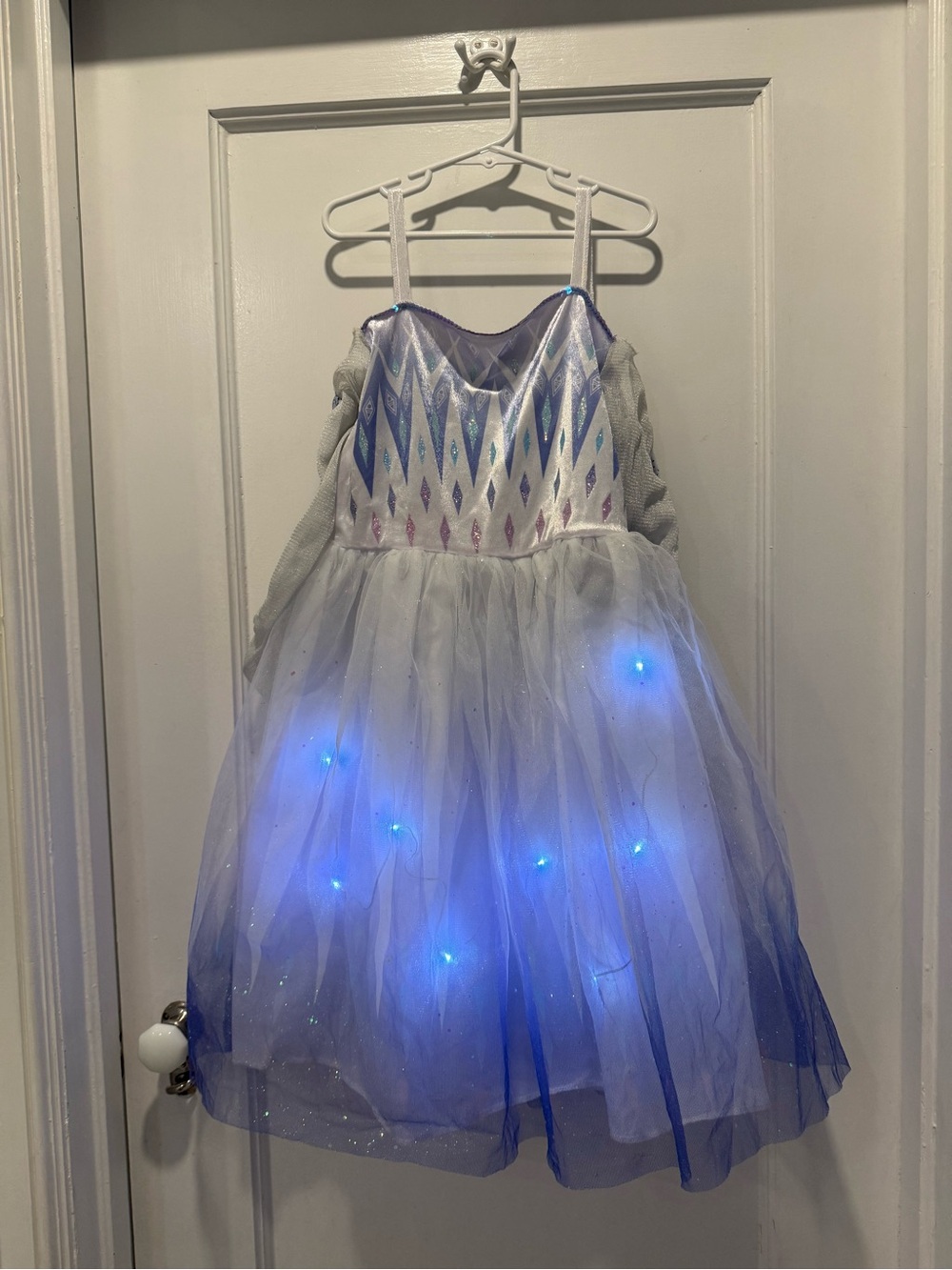 Disney Elsa Frozen 2 Light-Up Blue and White Princess Dress Size M 7/8